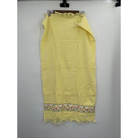 3 Vintage Irregulars Yellow Bath Towels Embroidered Flower Hand Towel Retro - Picture 6 of 14